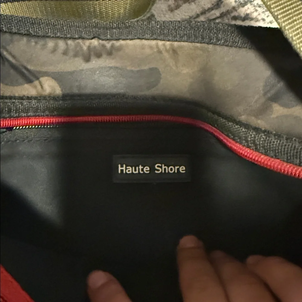 Haute shore Camouflage Crossbody Bag
